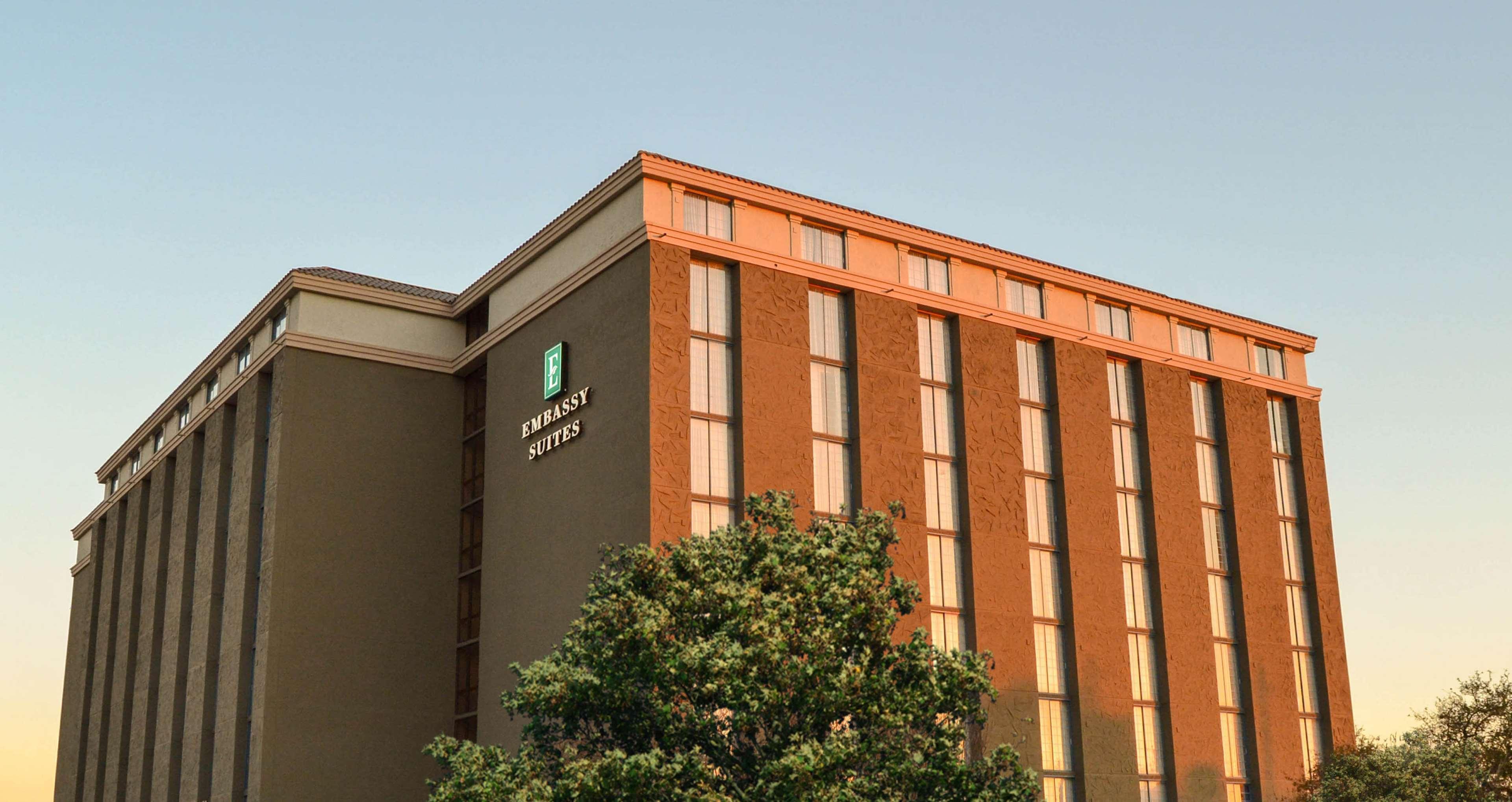 Embassy Suites By Hilton Austin Central Eksteriør bilde
