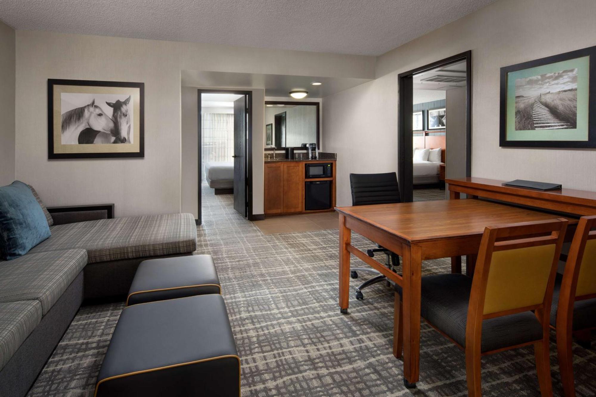 Embassy Suites By Hilton Austin Central Eksteriør bilde
