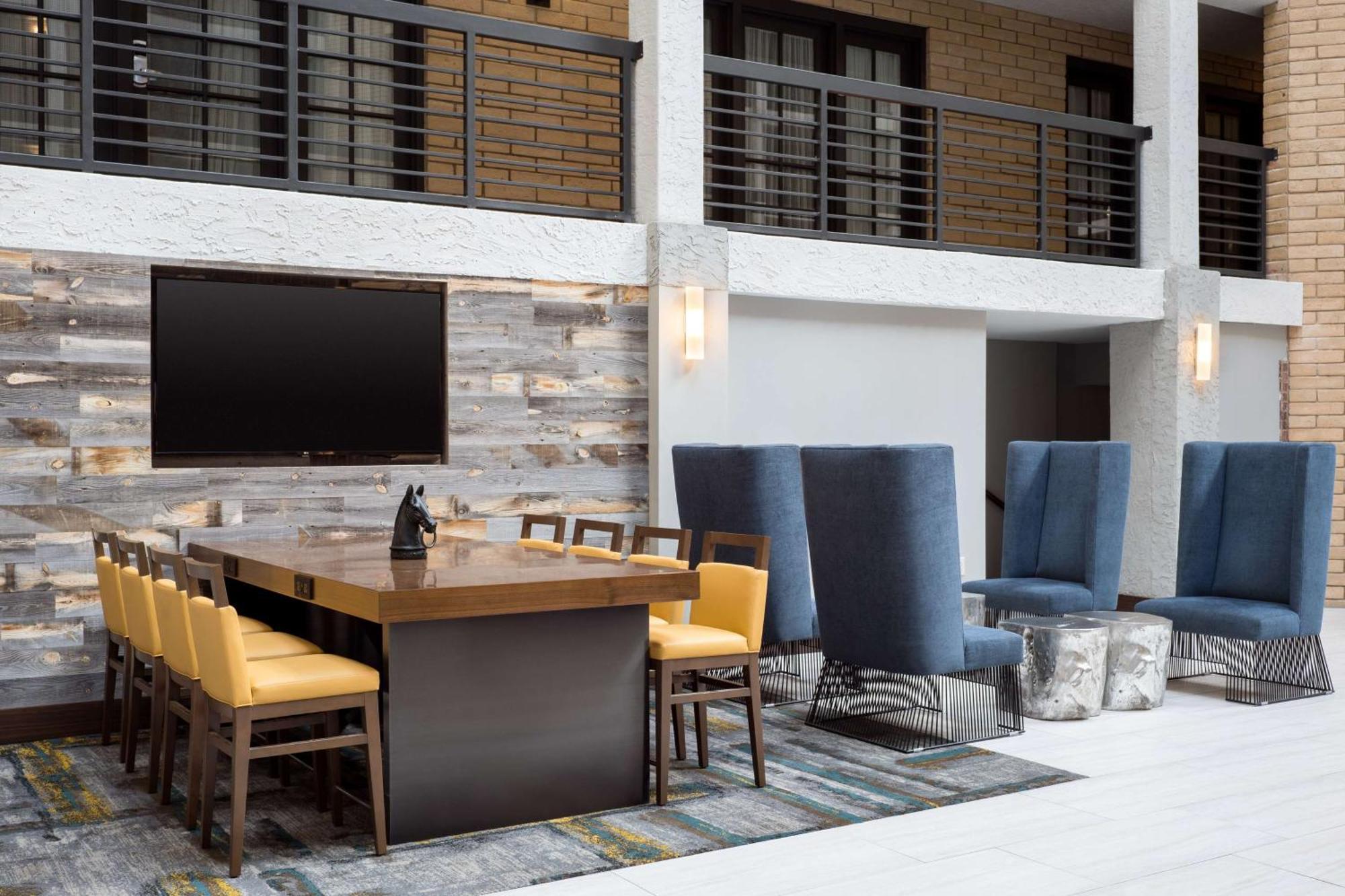 Embassy Suites By Hilton Austin Central Eksteriør bilde