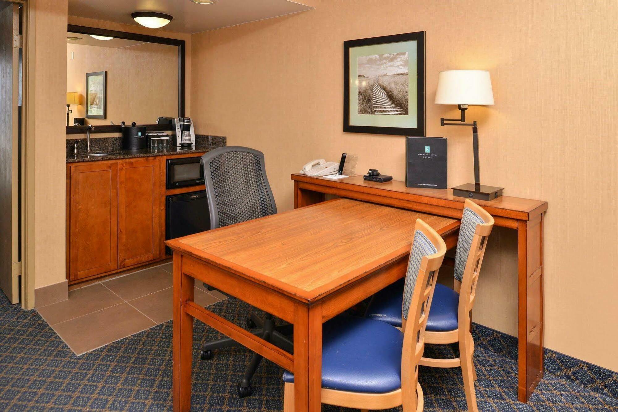 Embassy Suites By Hilton Austin Central Eksteriør bilde